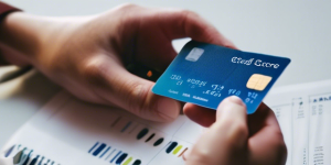 Will Closing Old Credit Cards Hurt Credit Score